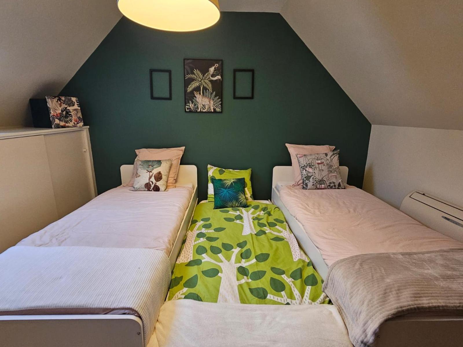 Le Petit Maison Semi-troglodyte De Charme. Hébergement de vacances Vouvray